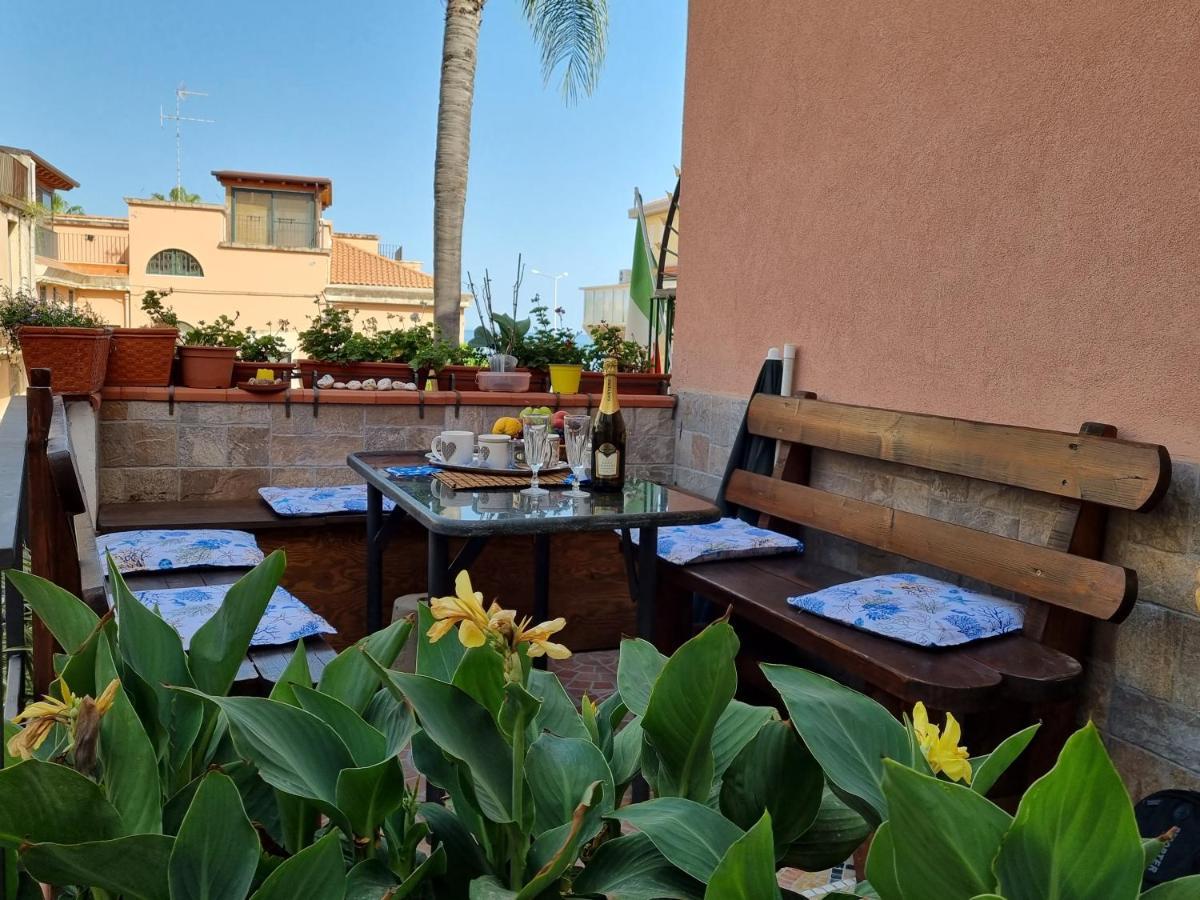 Suite 53 Aci Trezza Exterior foto